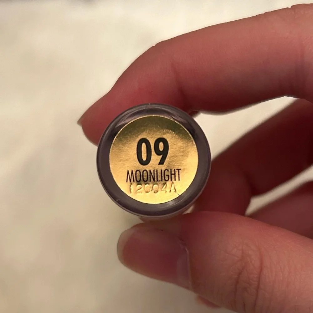 Set of 2 Milani Keep it Full Nourishing Lip Plumper - Picture 3 of 5